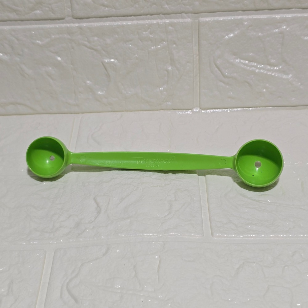 Tupperware Melon Baller Fruit Scoop Kitchen Gadget Retro Kitchencore Kitsch